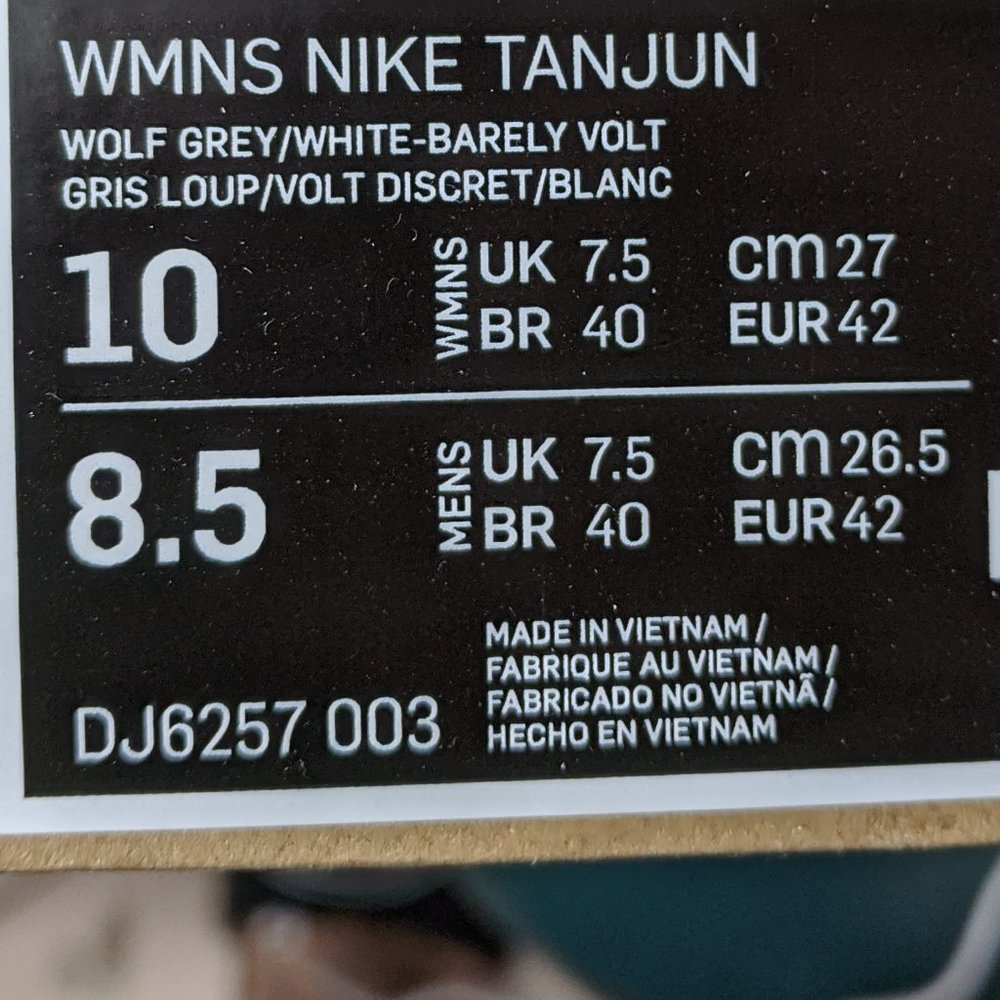 Nike Tanjun Women's Running Shoes - Picture 14 of 14